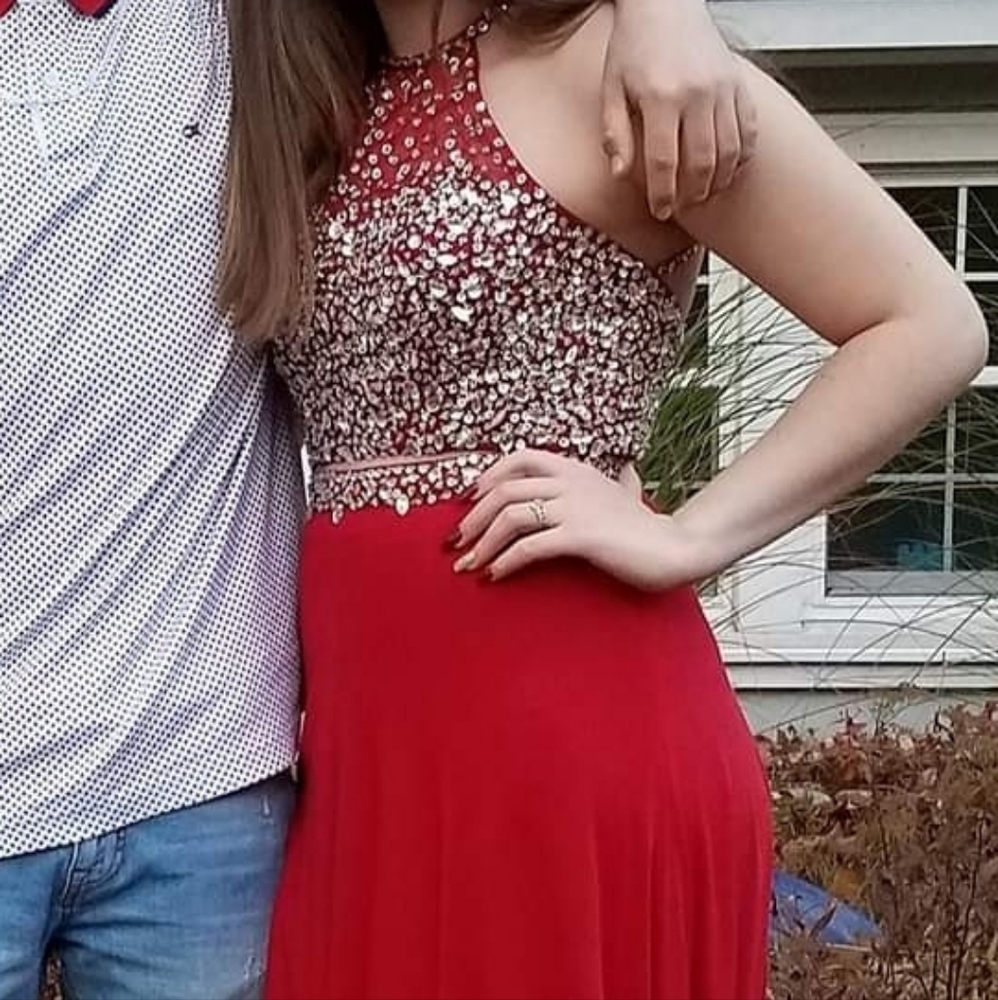 Sz 8 Red Two-Piece Prom Dress